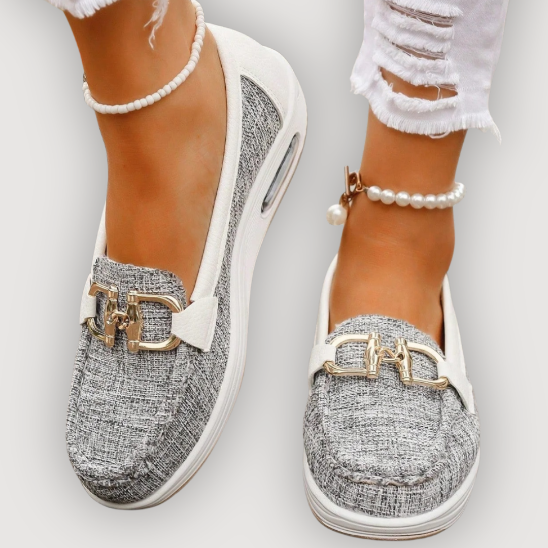 KEIRA – CLASSY LOAFERS