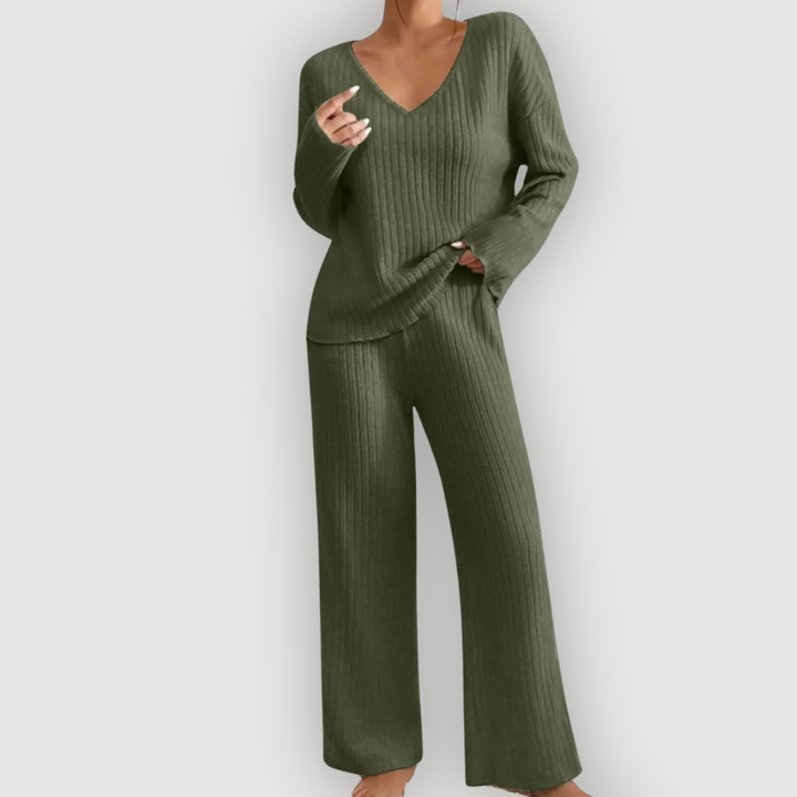 BRONTE – RELAXED KNIT SET