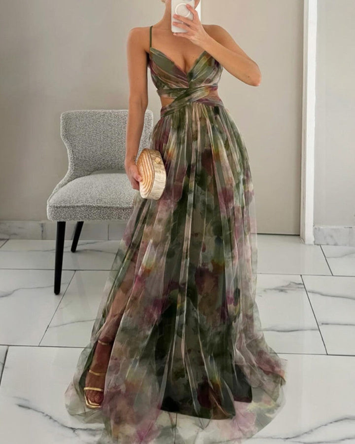 Giselle – Floral Print Maxi Dress