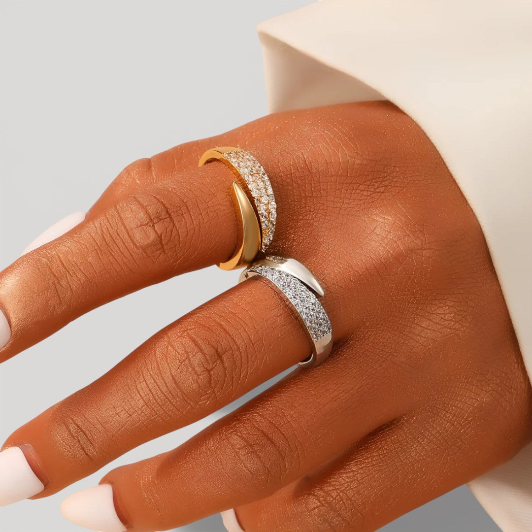 MARIE – ELEGANT PAVÉ RING