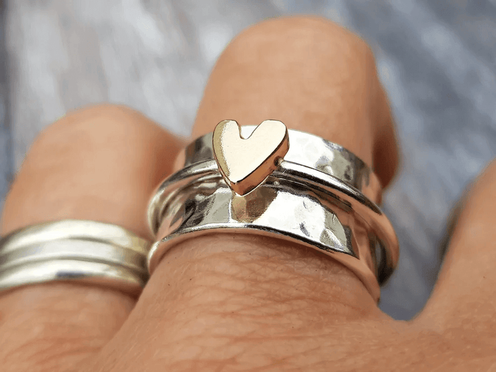 MELY – GOLDEN HEART RING