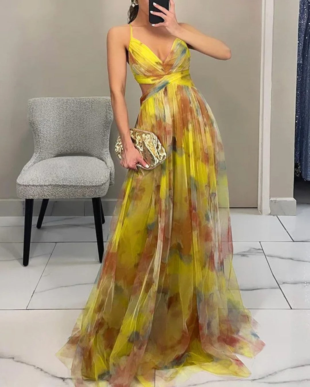 Giselle – Floral Print Maxi Dress