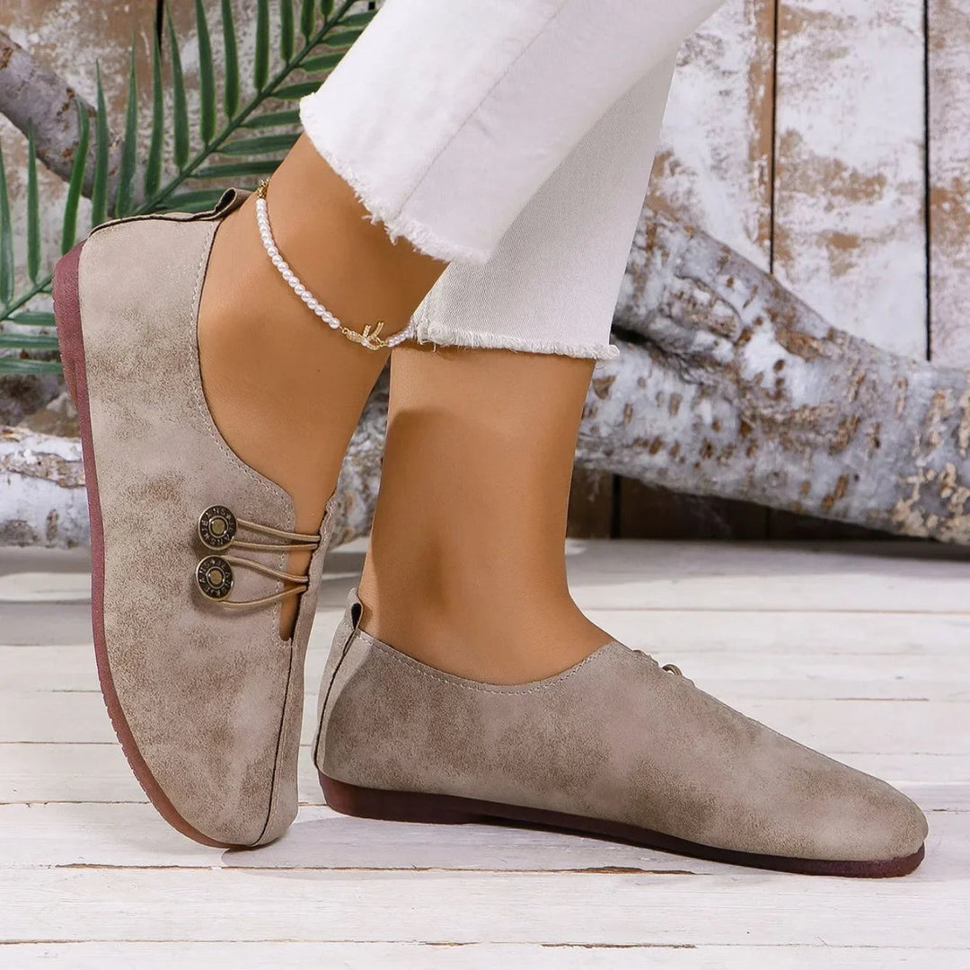 Betty | Suede Loafer