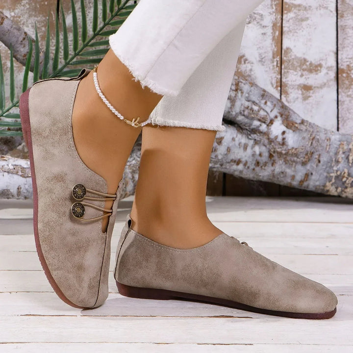 Betty | Suede Loafer
