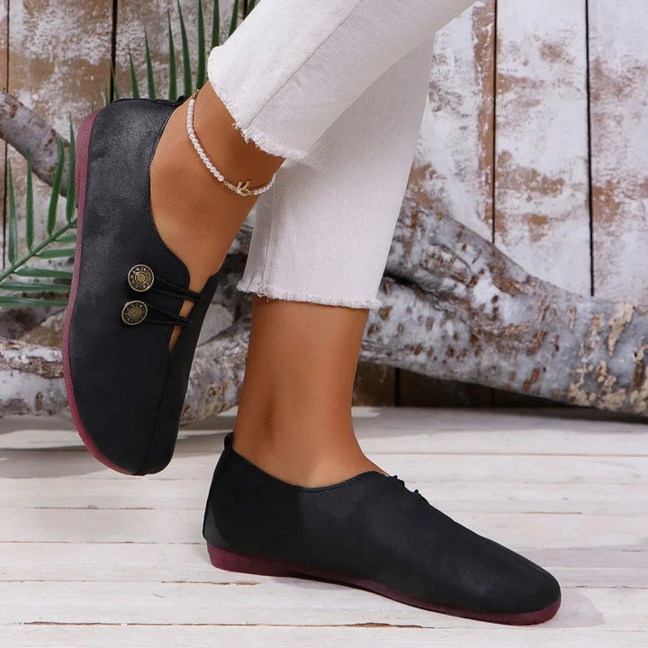 Betty | Suede Loafer