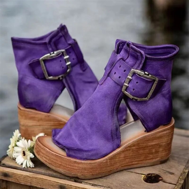 Niasya – Buckle Strap Wedge Ankle Boots