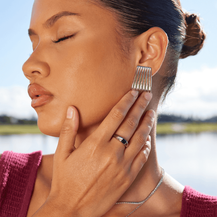 ELLA – SILVER EMERALD RING